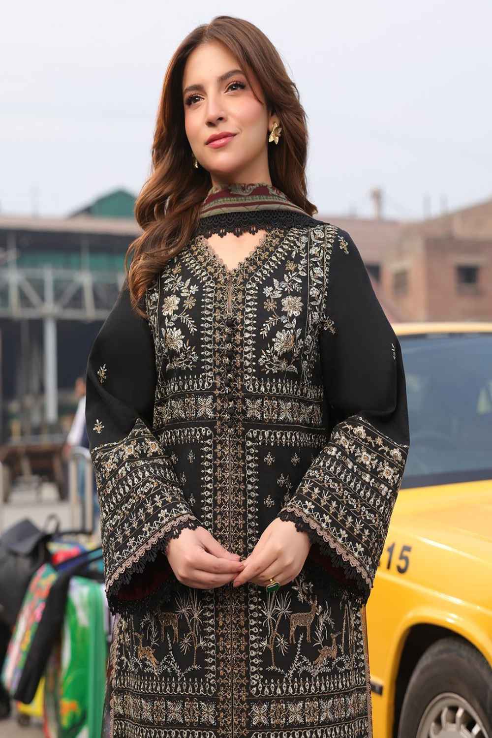 3 Piece Unstiched Embroidery Dhanak