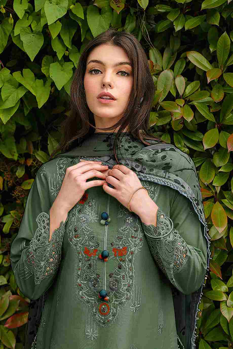 3 Piece Unstiched Embroidery Dhanak