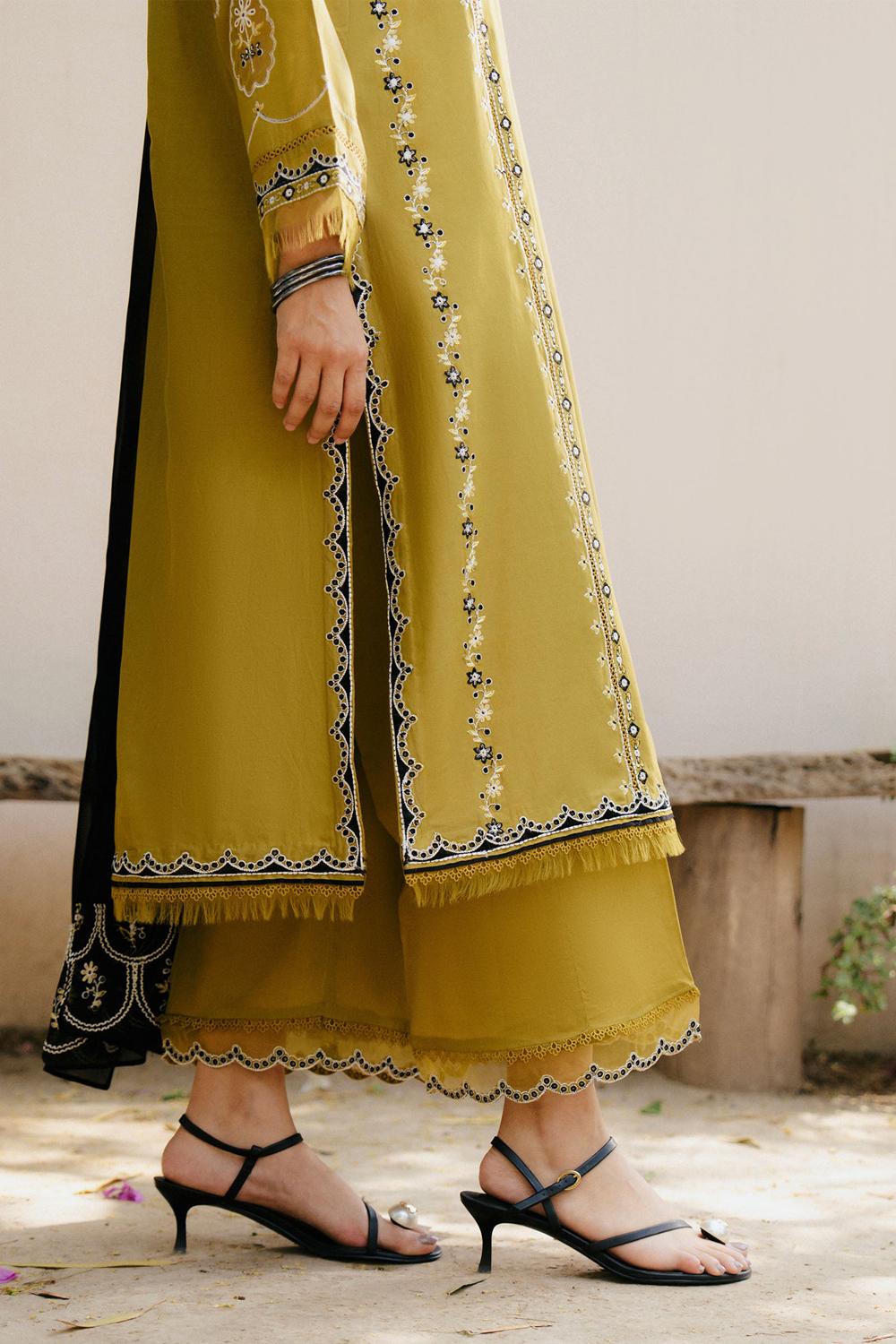 3 Piece Unstiched Embroidery Dhanak