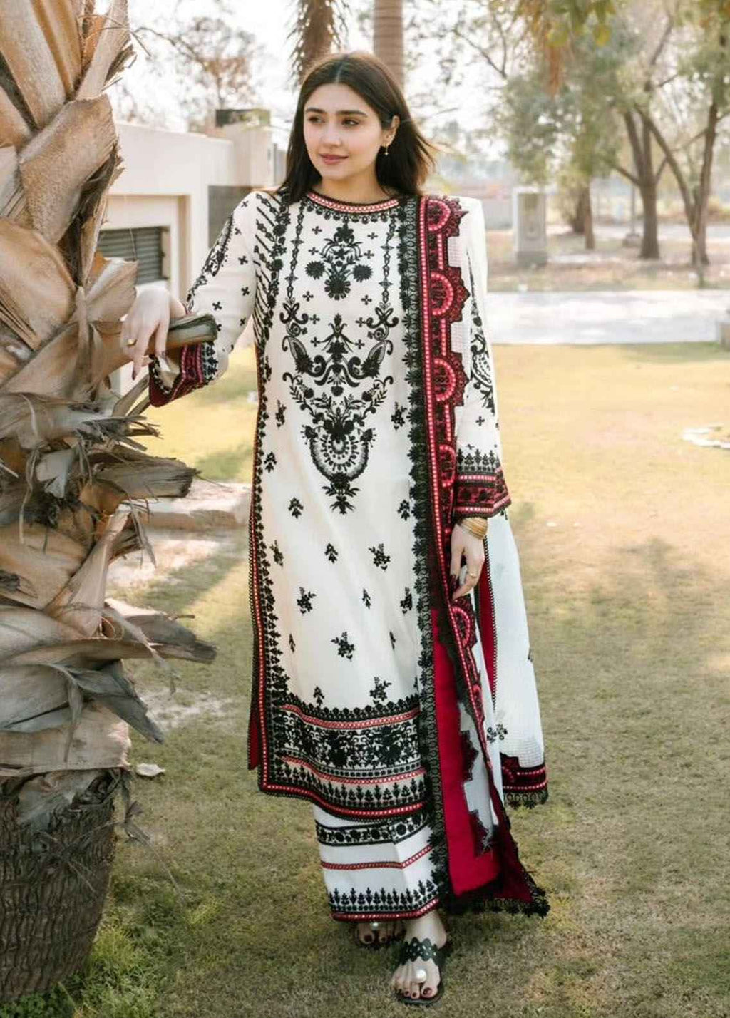 3 Piece Unstiched Embroidery Dhanak