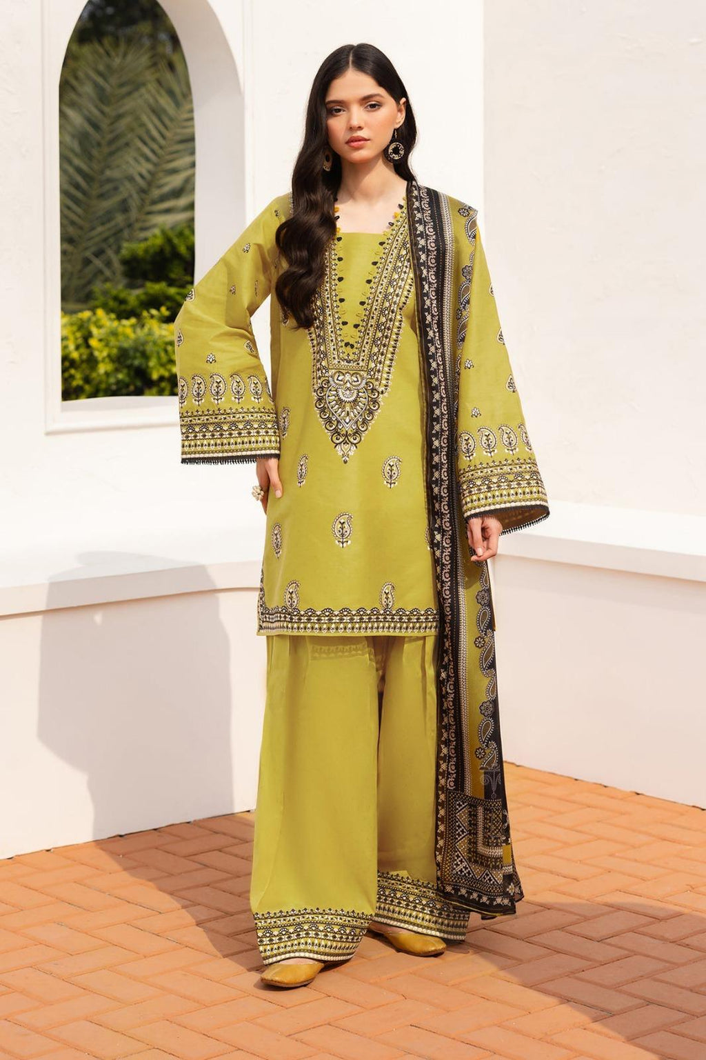 3 Piece Unstiched Embroidery Dhanak