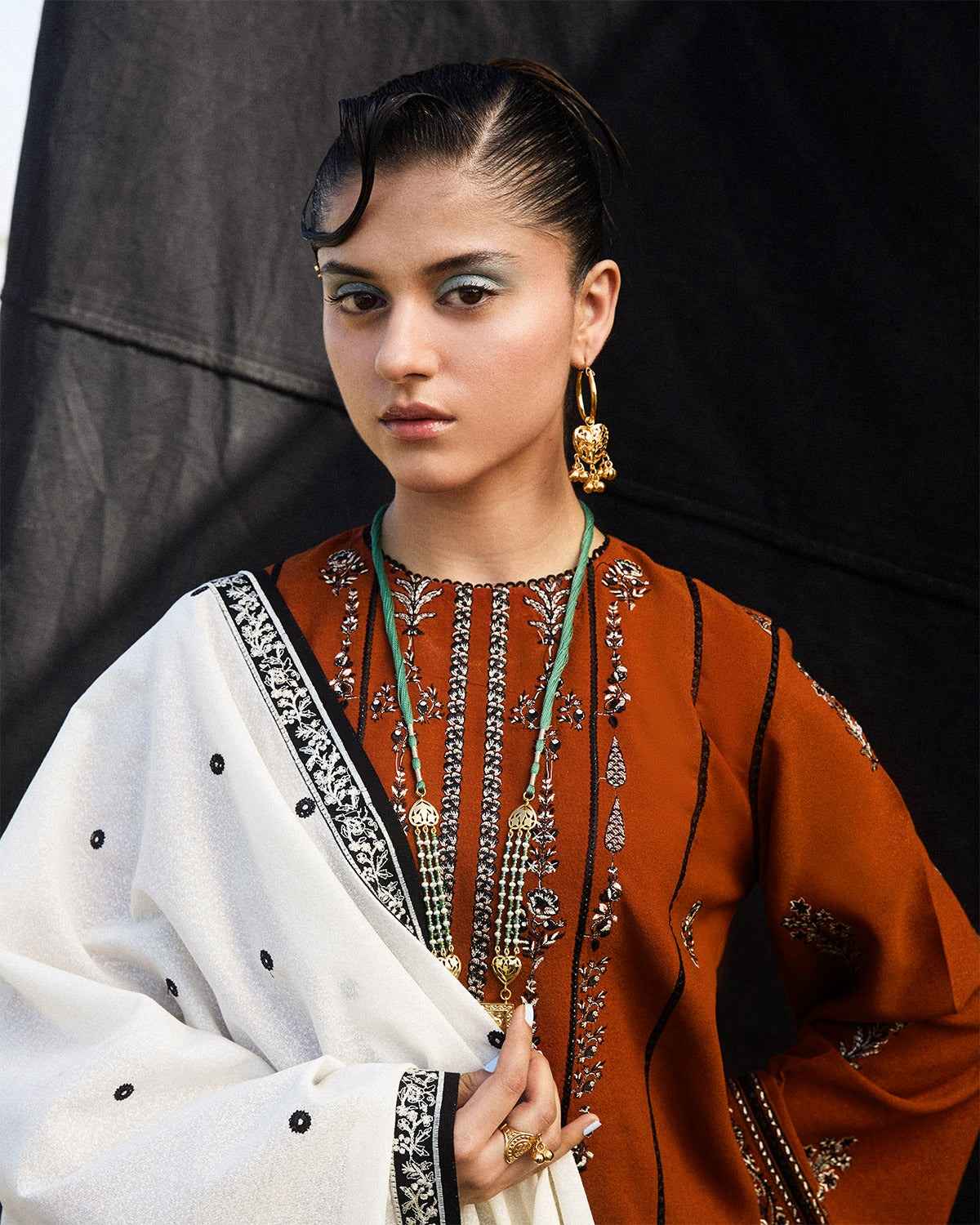 3 Piece Unstiched Embroidery Dhanak