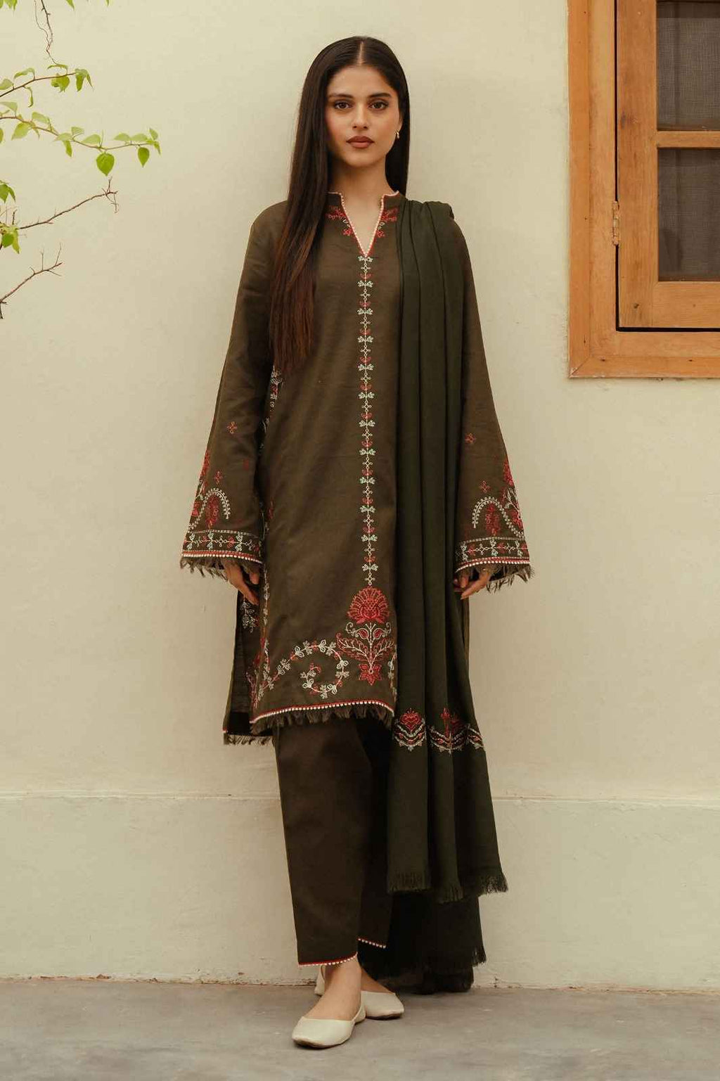 3 Piece Unstiched Embroidery Dhanak