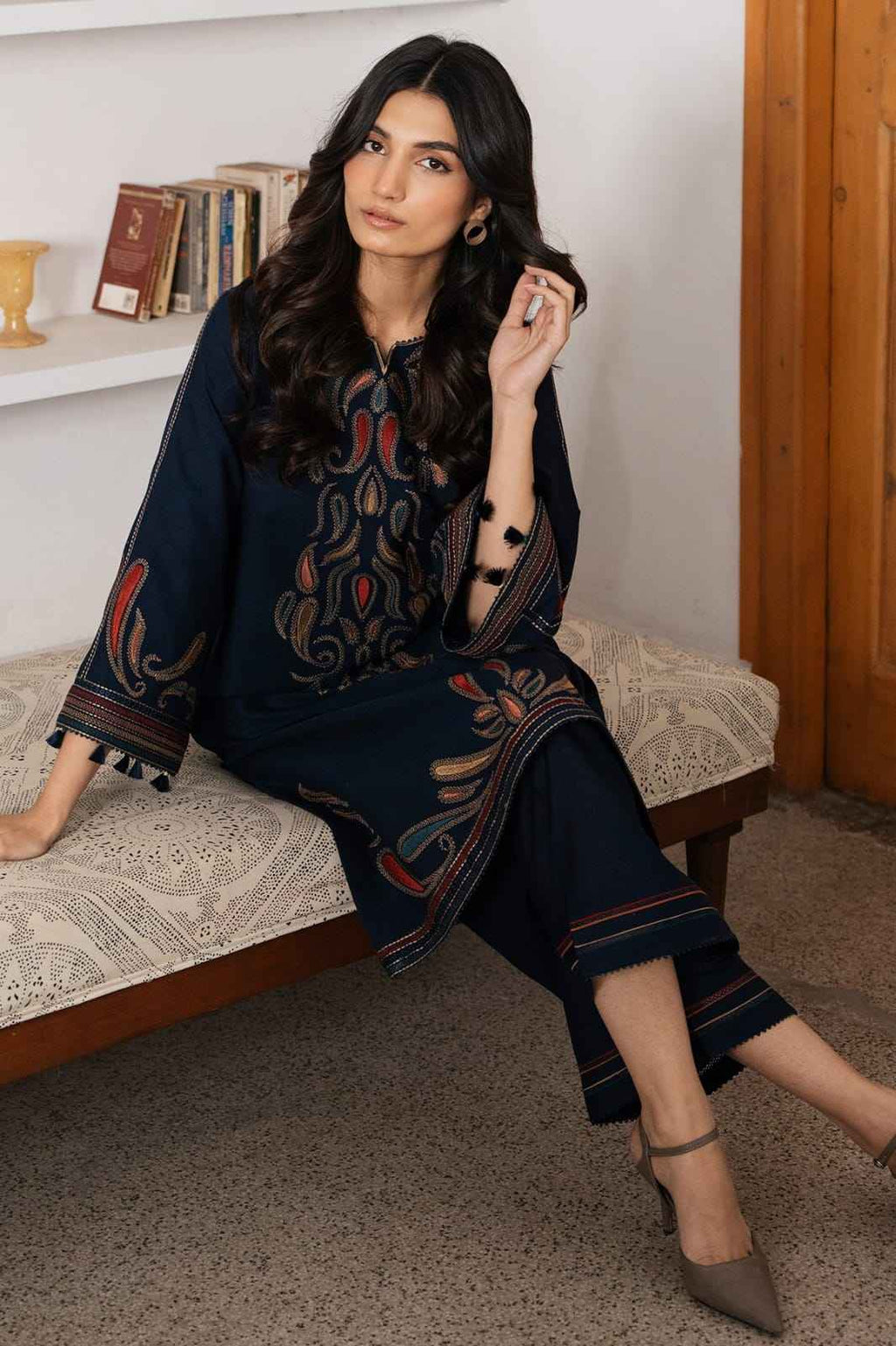 2 Piece Unstiched Embroidery Dhanak