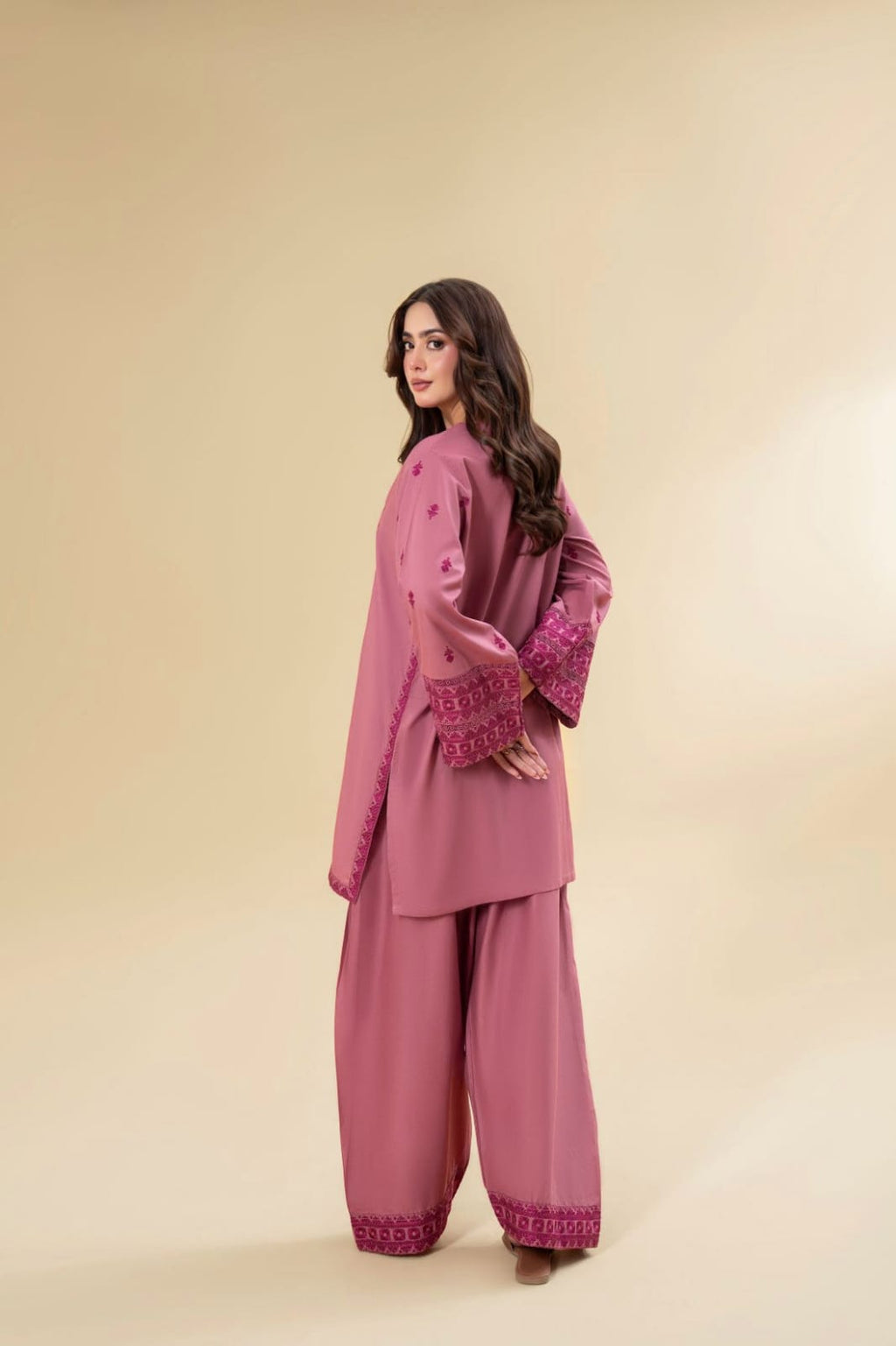 2 Piece Unstiched Embroidery Dhanak