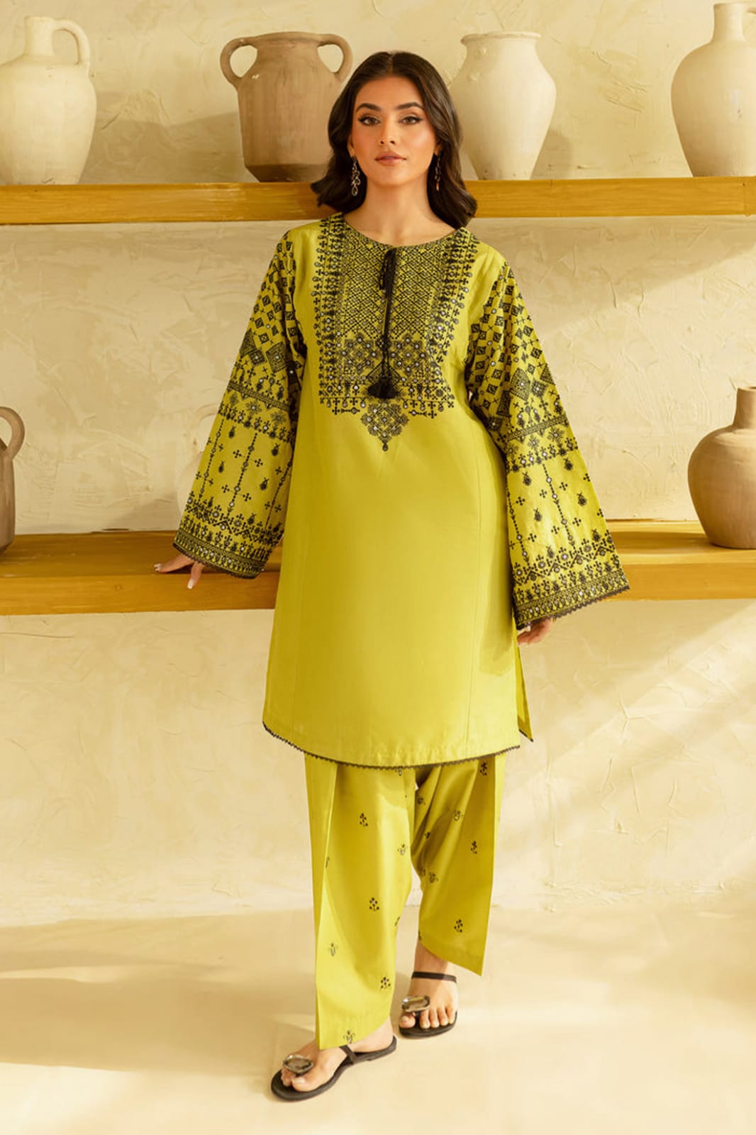 2 Piece Unstiched Embroidery Dhanak