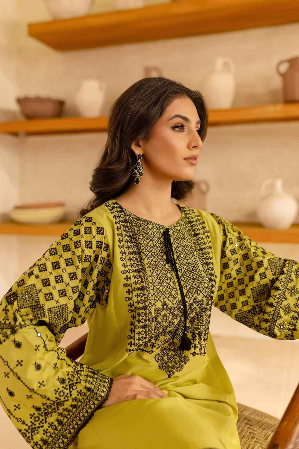 2 Piece Unstiched Embroidery Dhanak