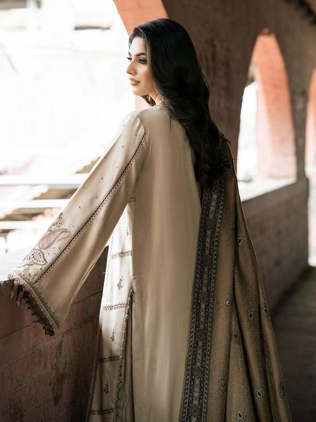 3 Piece Unstiched Embroidery Dhanak