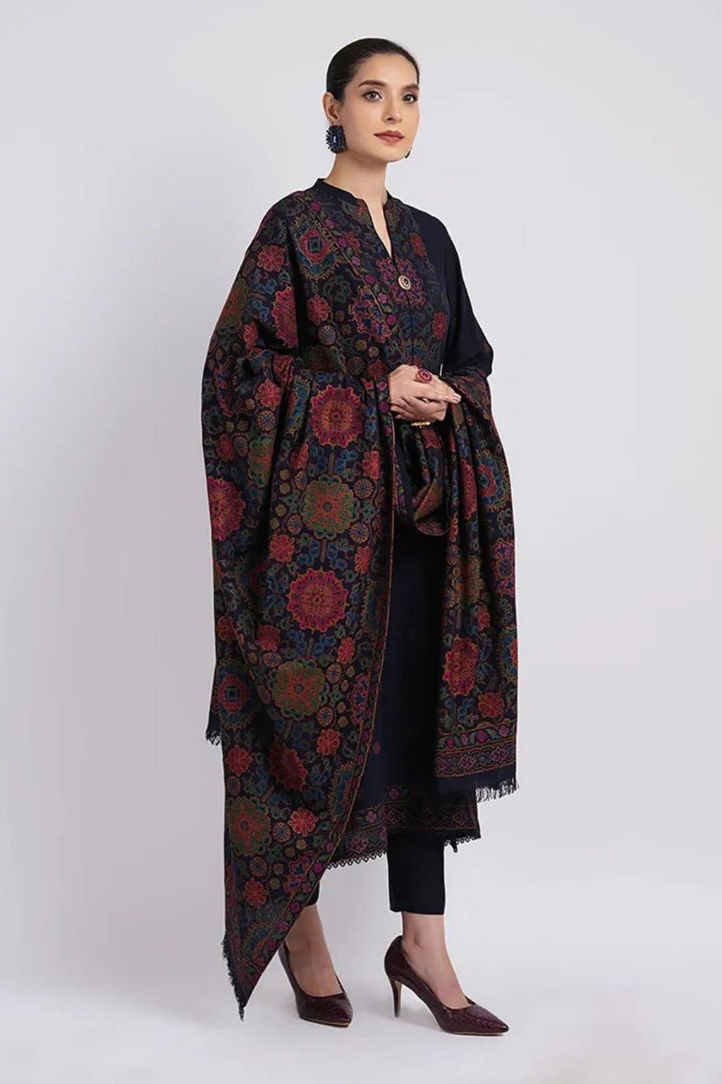 3 Piece Unstiched Embroidery Dhanak