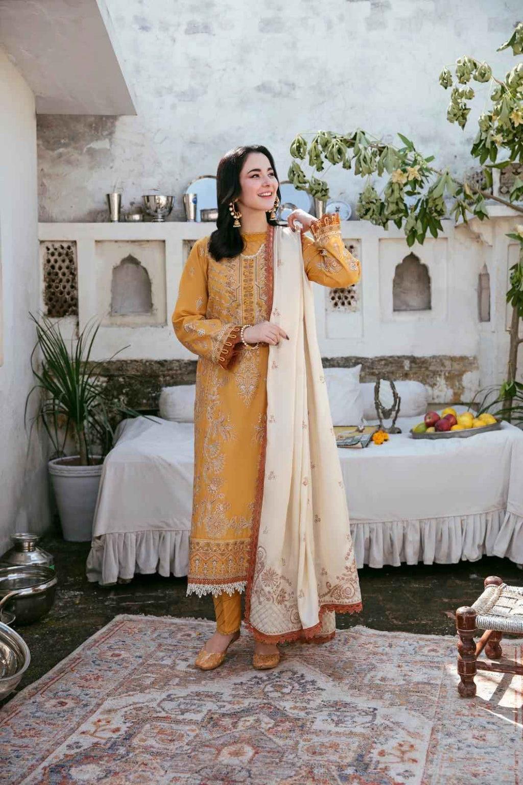 3 Piece Unstiched Embroidery Dhanak