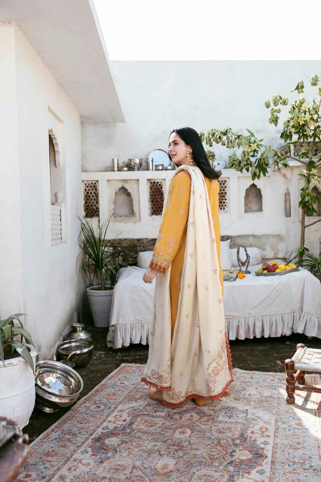 3 Piece Unstiched Embroidery Dhanak