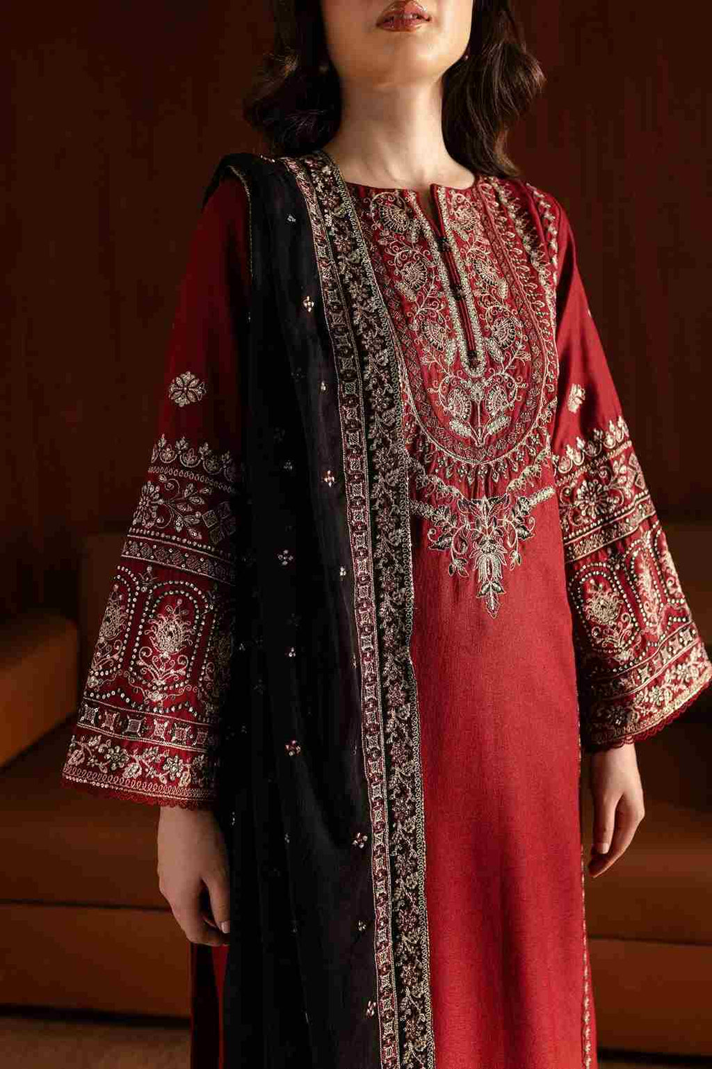 3 Piece Unstiched Embroidery Dhanak