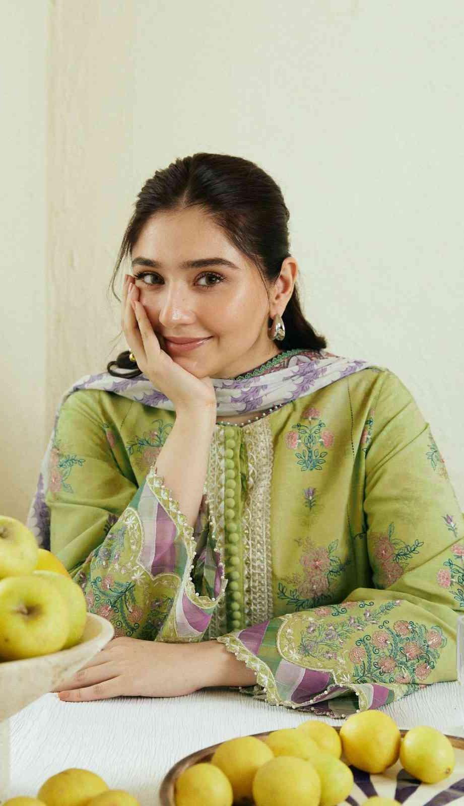 3 Piece Unstiched Embroidery Dhanak